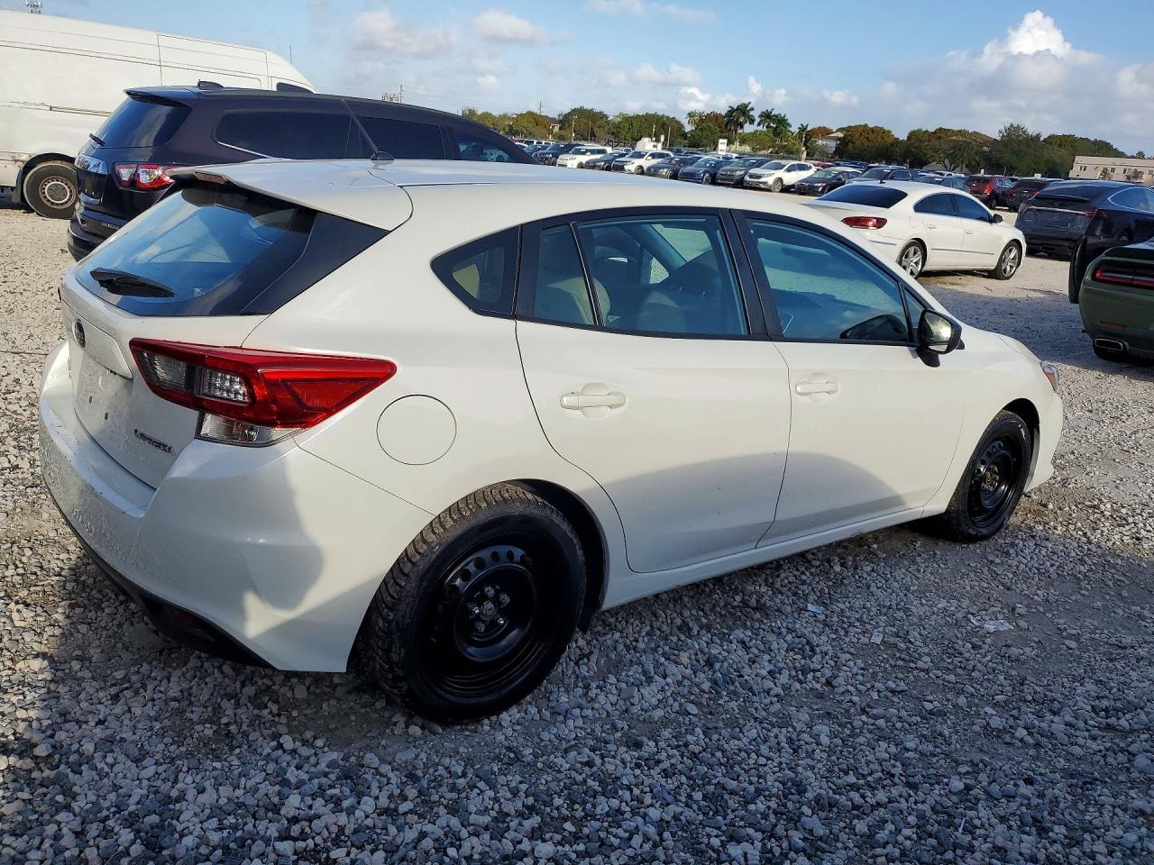 2022 Subaru Impreza - zdjęcie 3