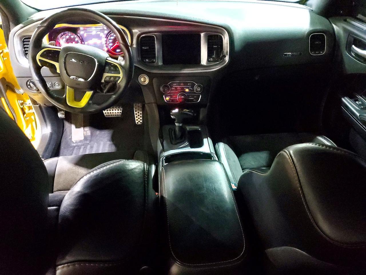 2017 Dodge Charger R - zdjęcie 8