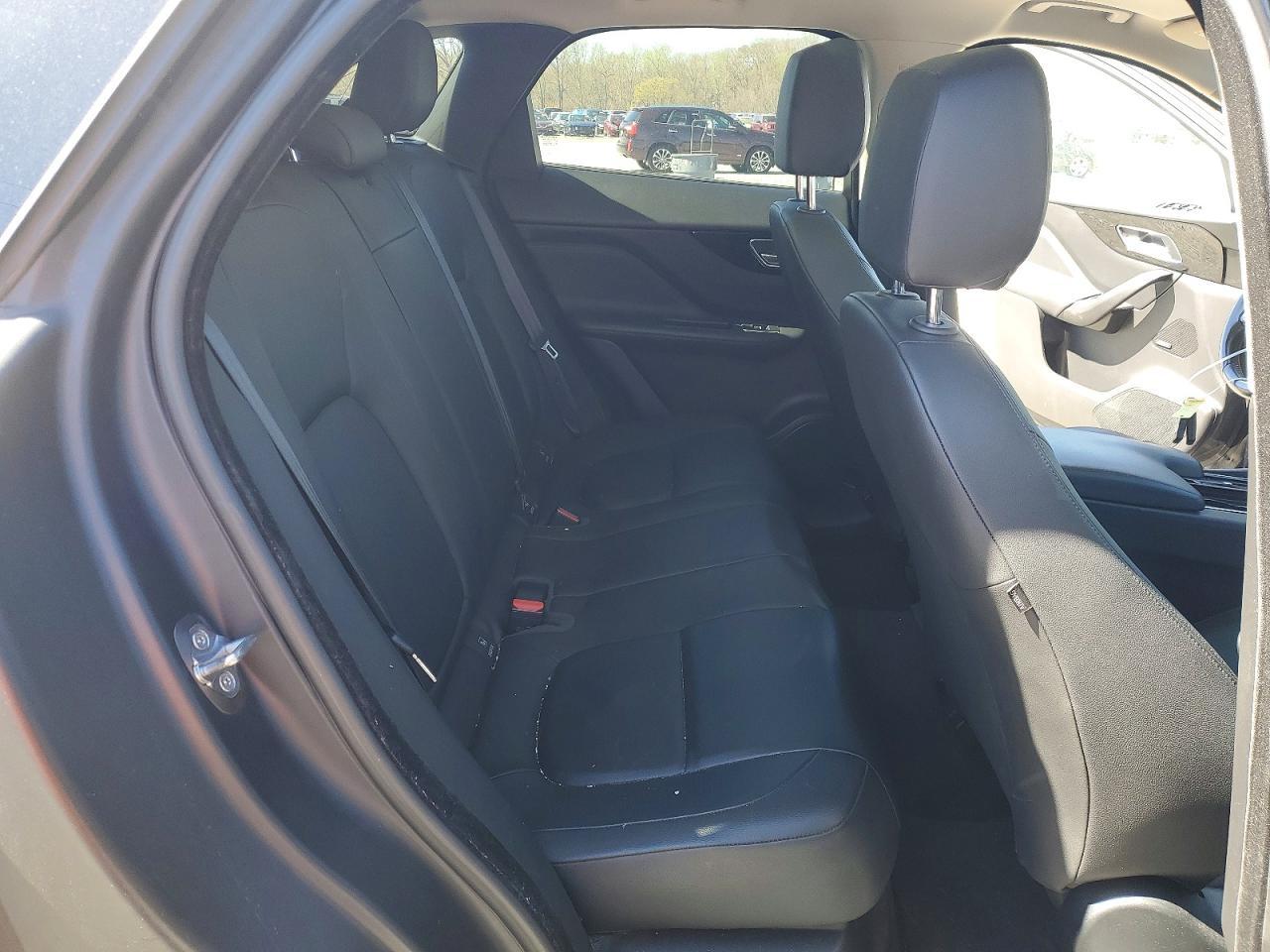 2018 Jaguar F-Pace Premium - zdjęcie 11