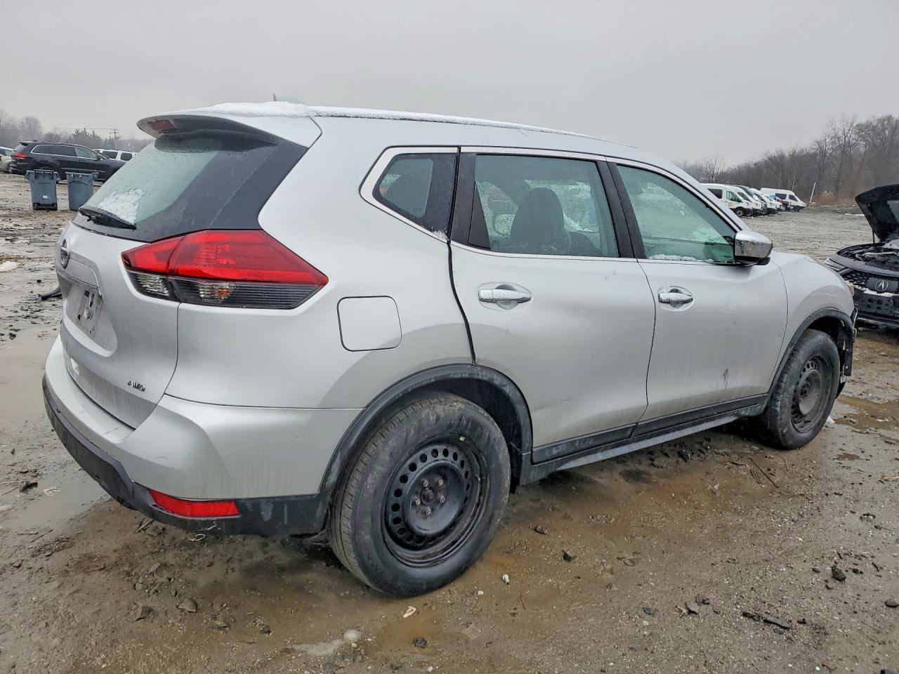 2019 Nissan Rogue S - zdjęcie 3