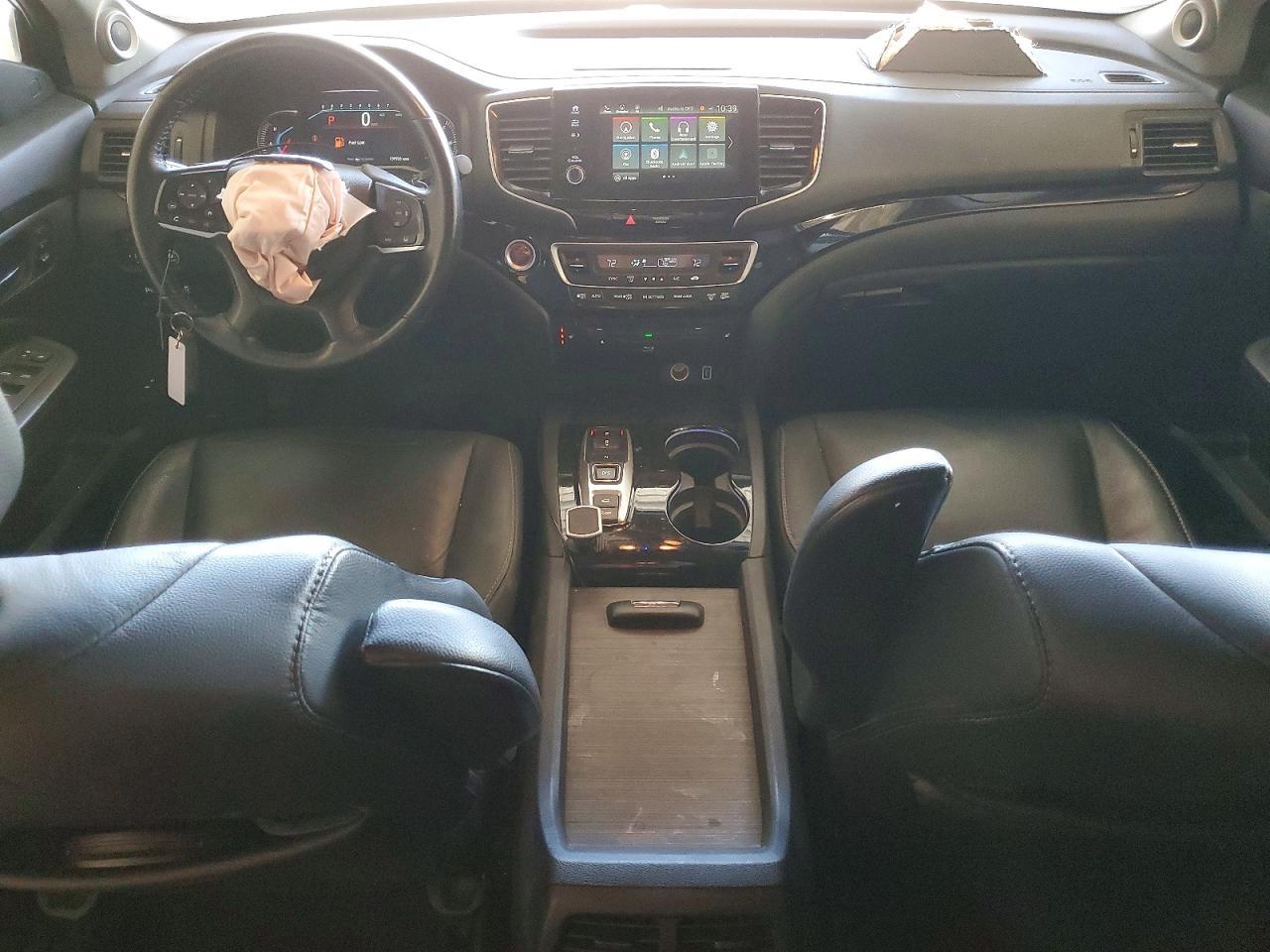 2021 Honda Pilot Touring - zdjęcie 8