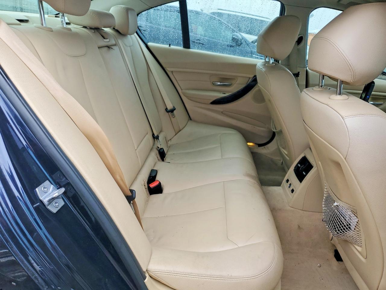 2013 BMW Seria 3 328i - zdjęcie 10