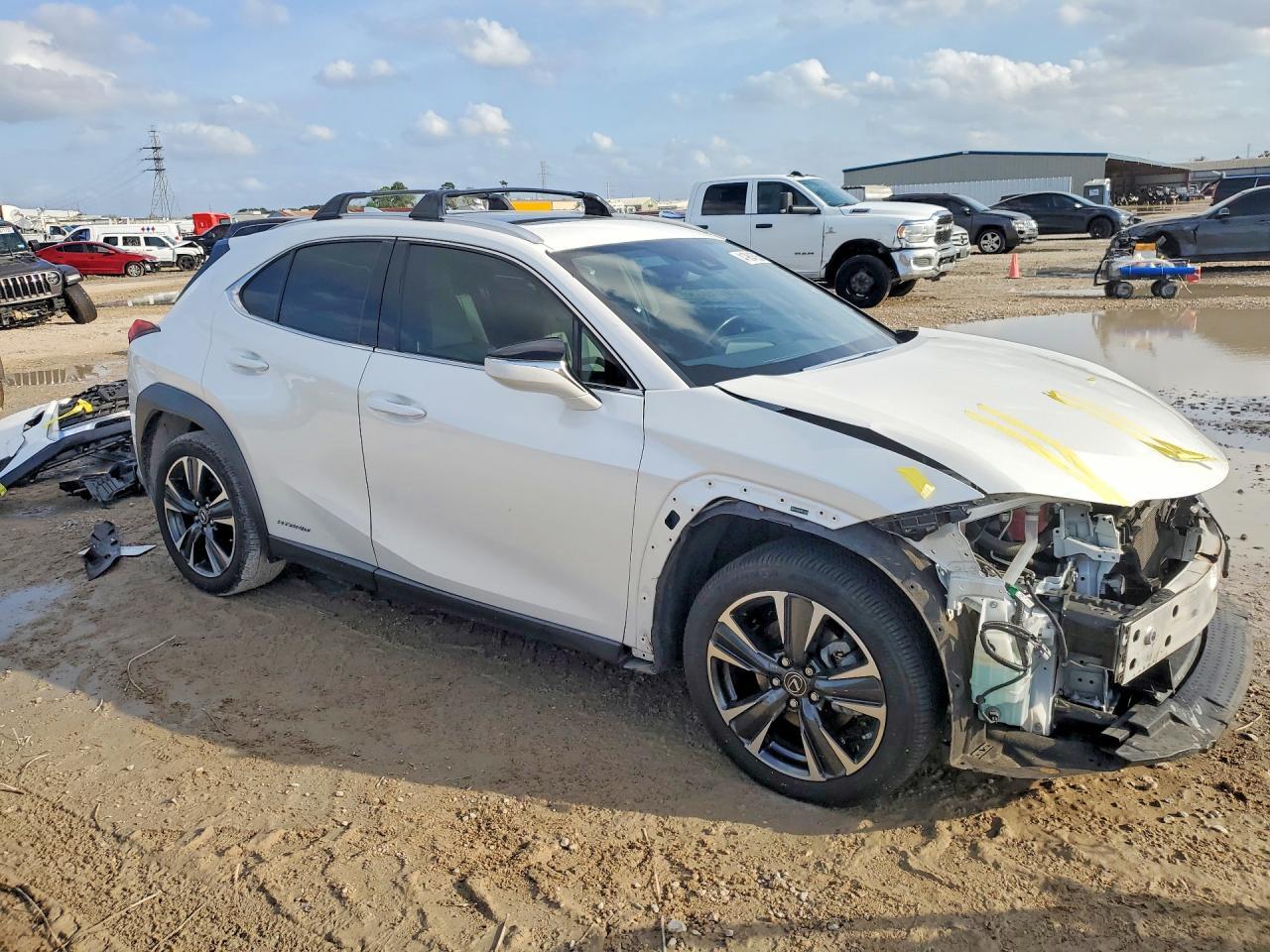 2021 Lexus Ux 250H Base - zdjęcie 4