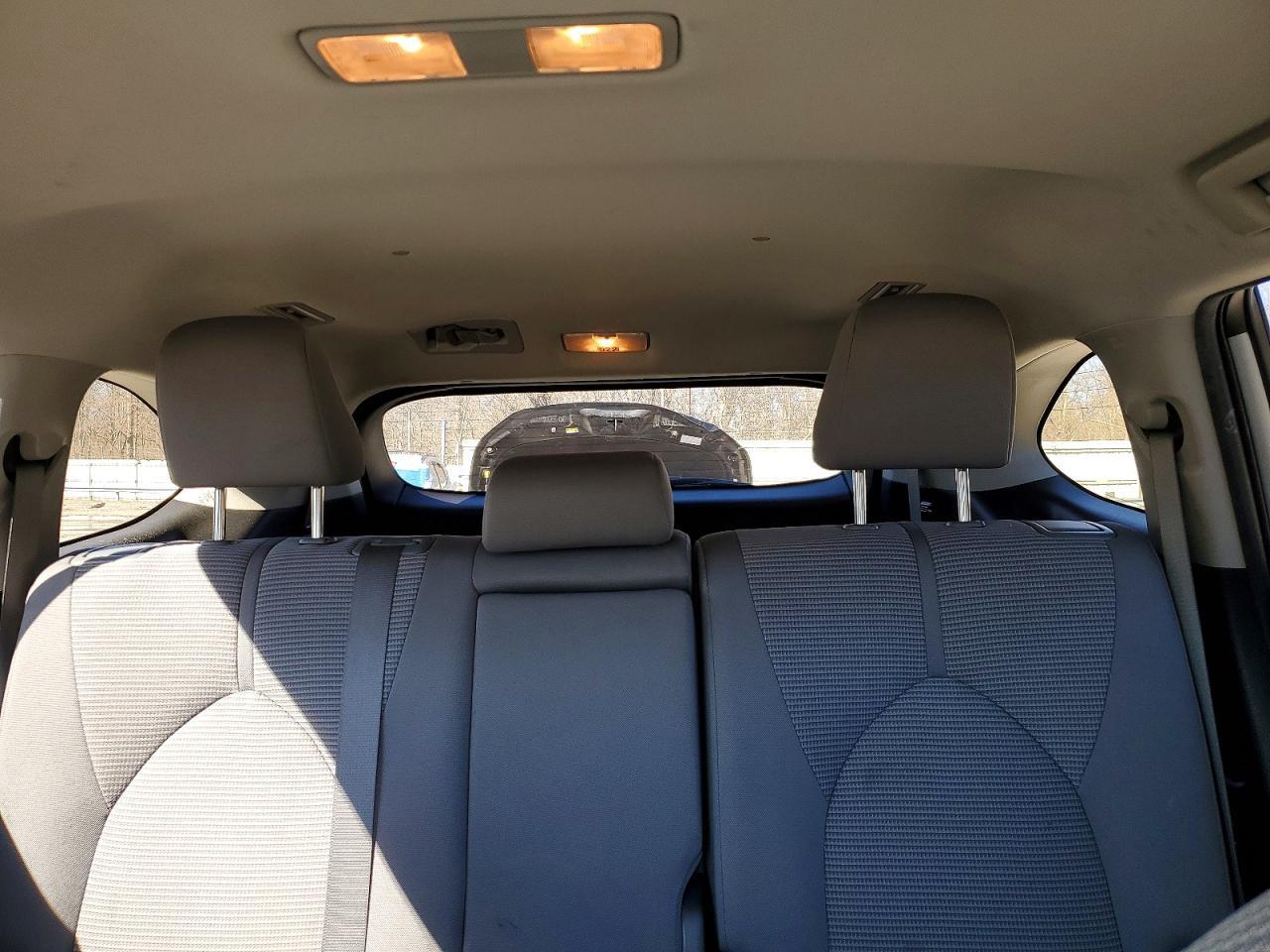 2022 Toyota Highlander Le - zdjęcie 10