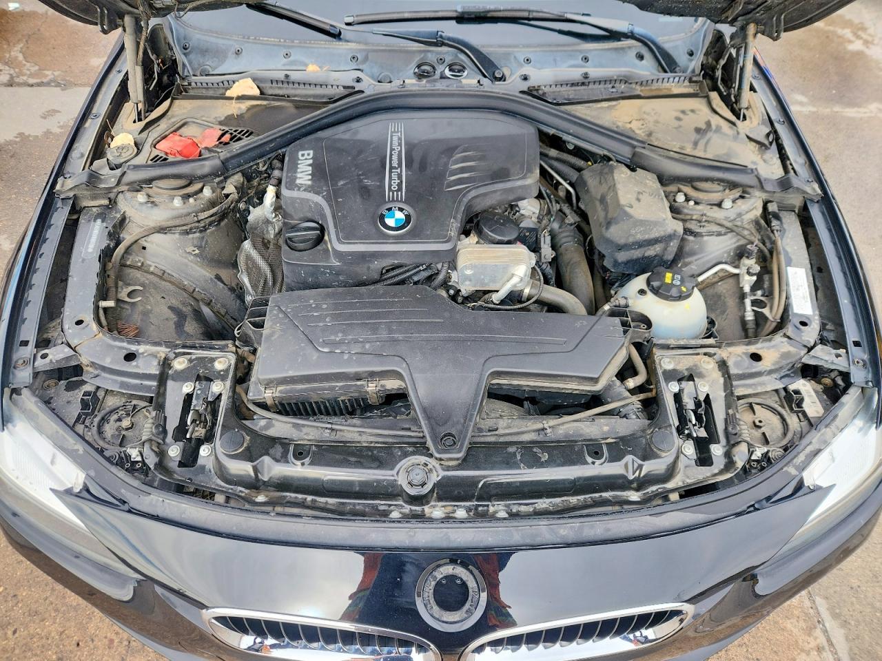 2016 BMW 320 I - zdjęcie 11