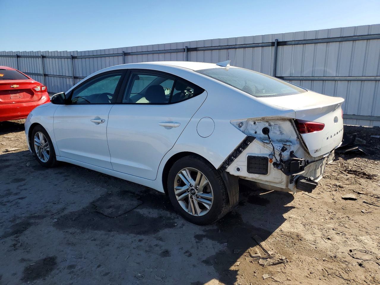 2019 Hyundai Elantra Sel - zdjęcie 2