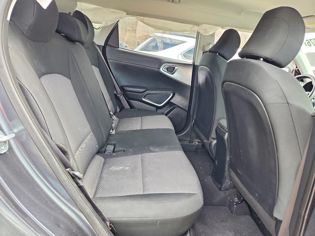 2021 Kia Soul Lx - zdjęcie 11