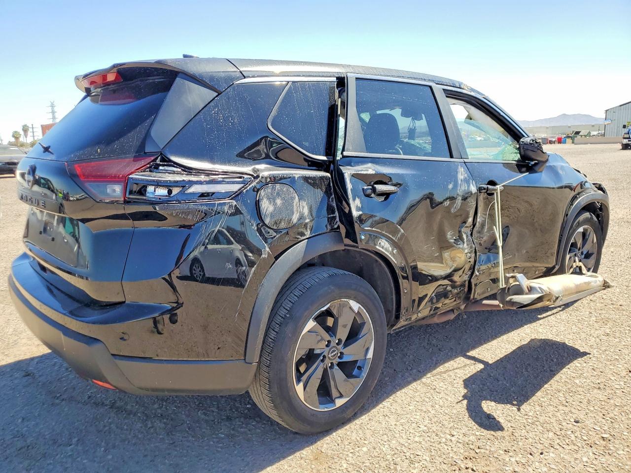 2025 Nissan Rogue Sv - zdjęcie 3