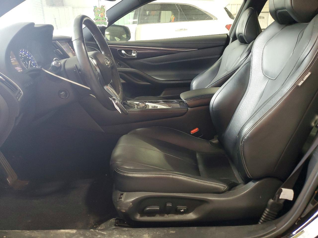 2018 Infiniti Q60 Red Sport 400 - zdjęcie 7