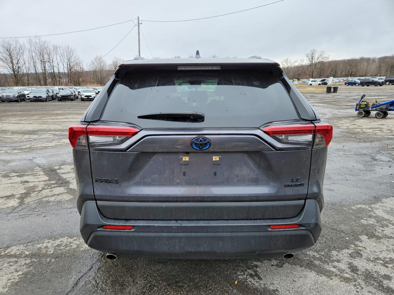 2023 Toyota Rav4 Hybrid Le - zdjęcie 6