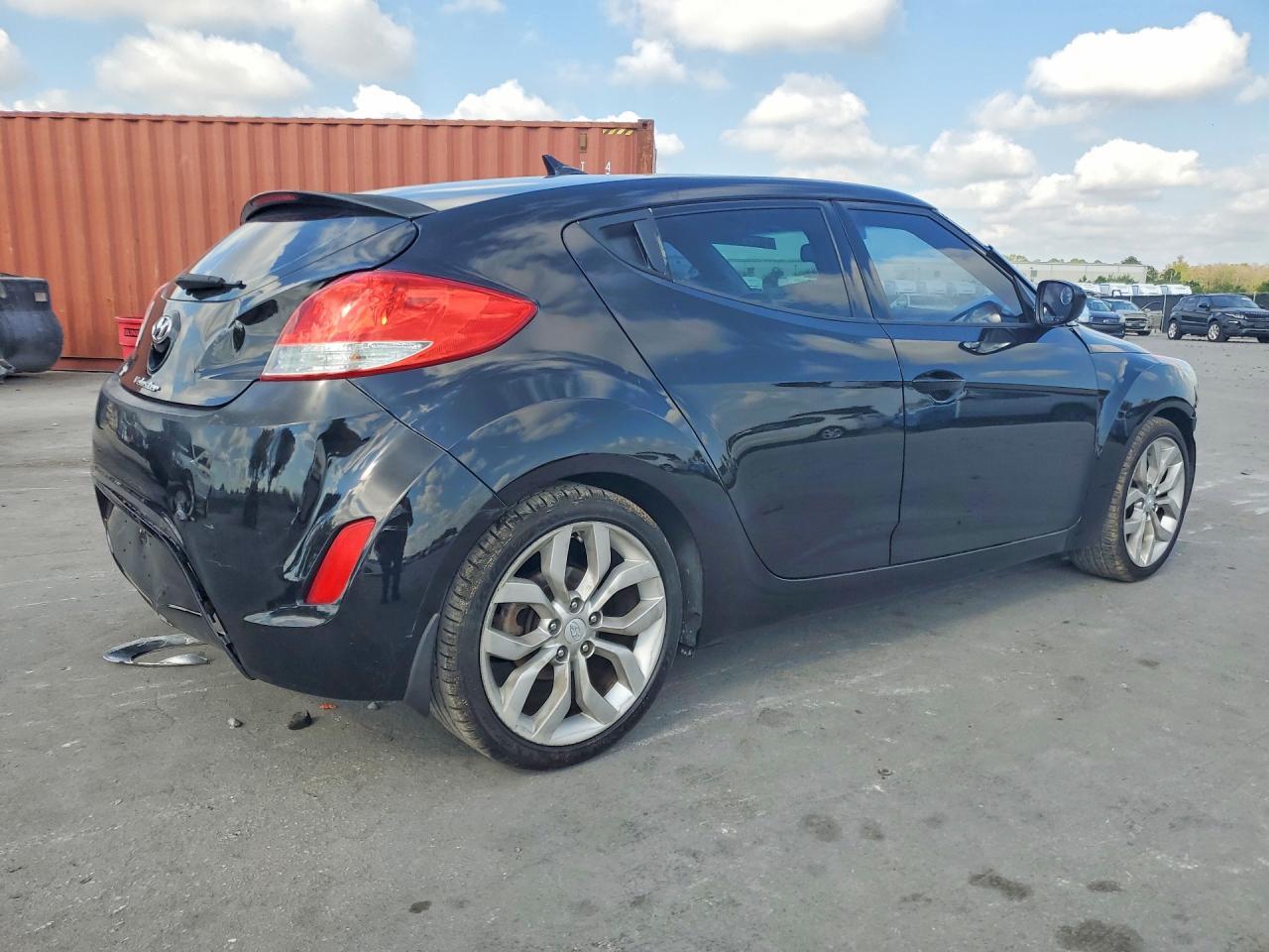2013 Hyundai Veloster Base - zdjęcie 3