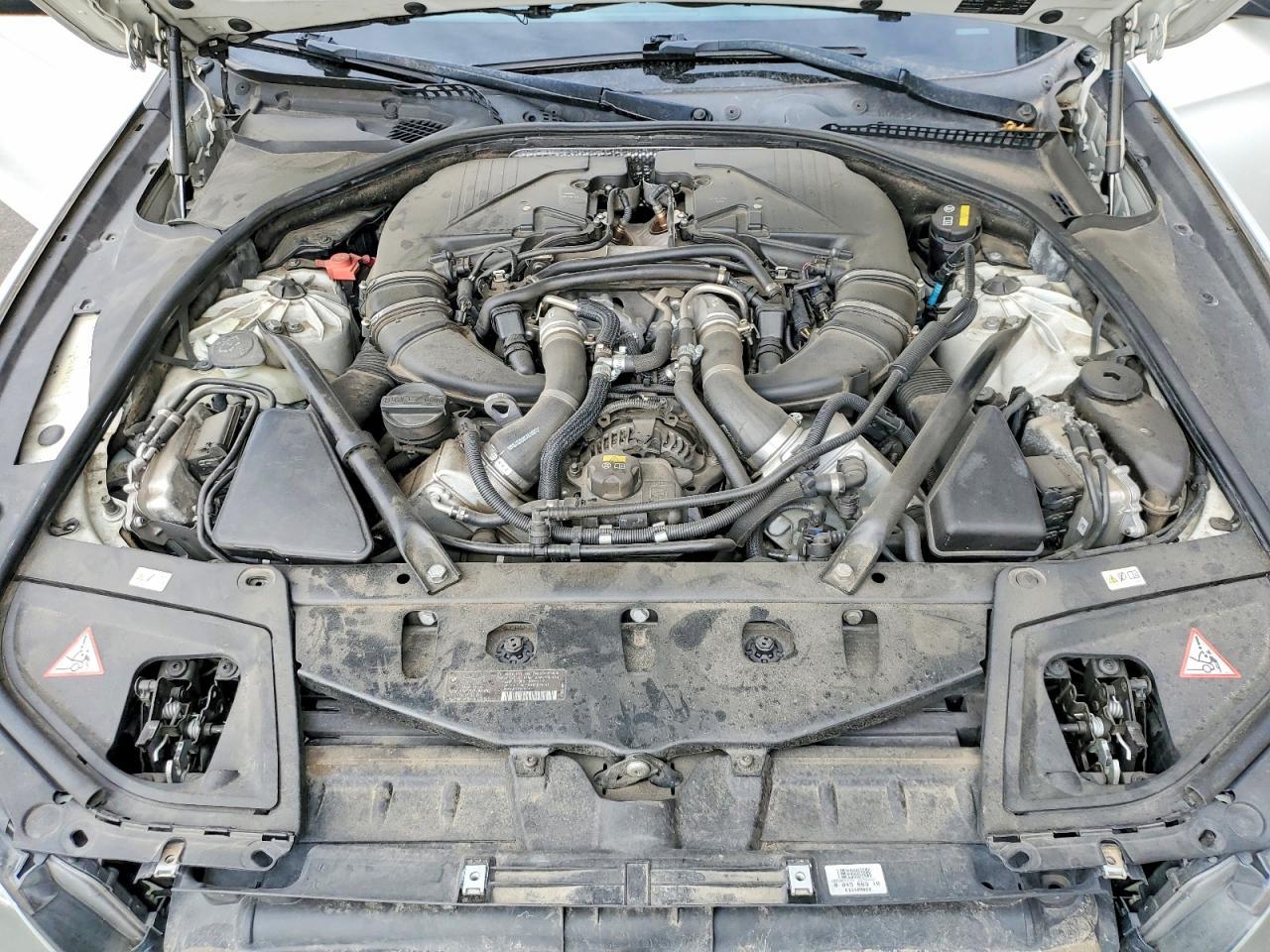 2015 BMW 550 Xi - zdjęcie 11