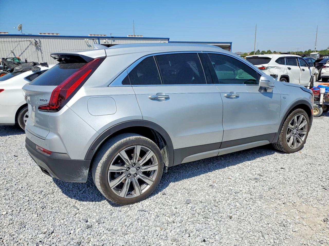 2019 Cadillac Xt4 Premium Luxury - zdjęcie 3