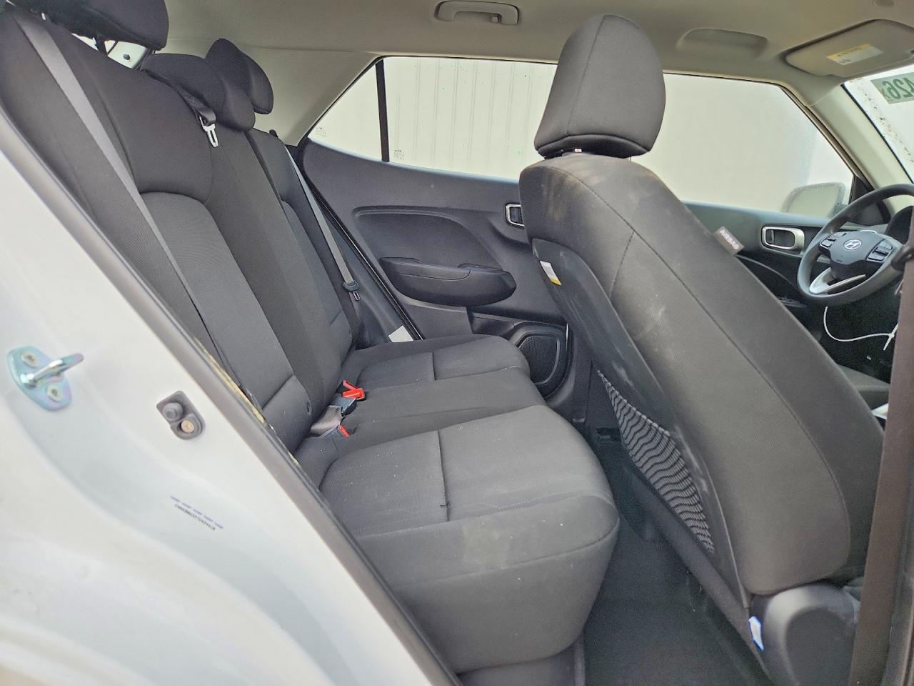 2026 Hyundai Venue Se - zdjęcie 11