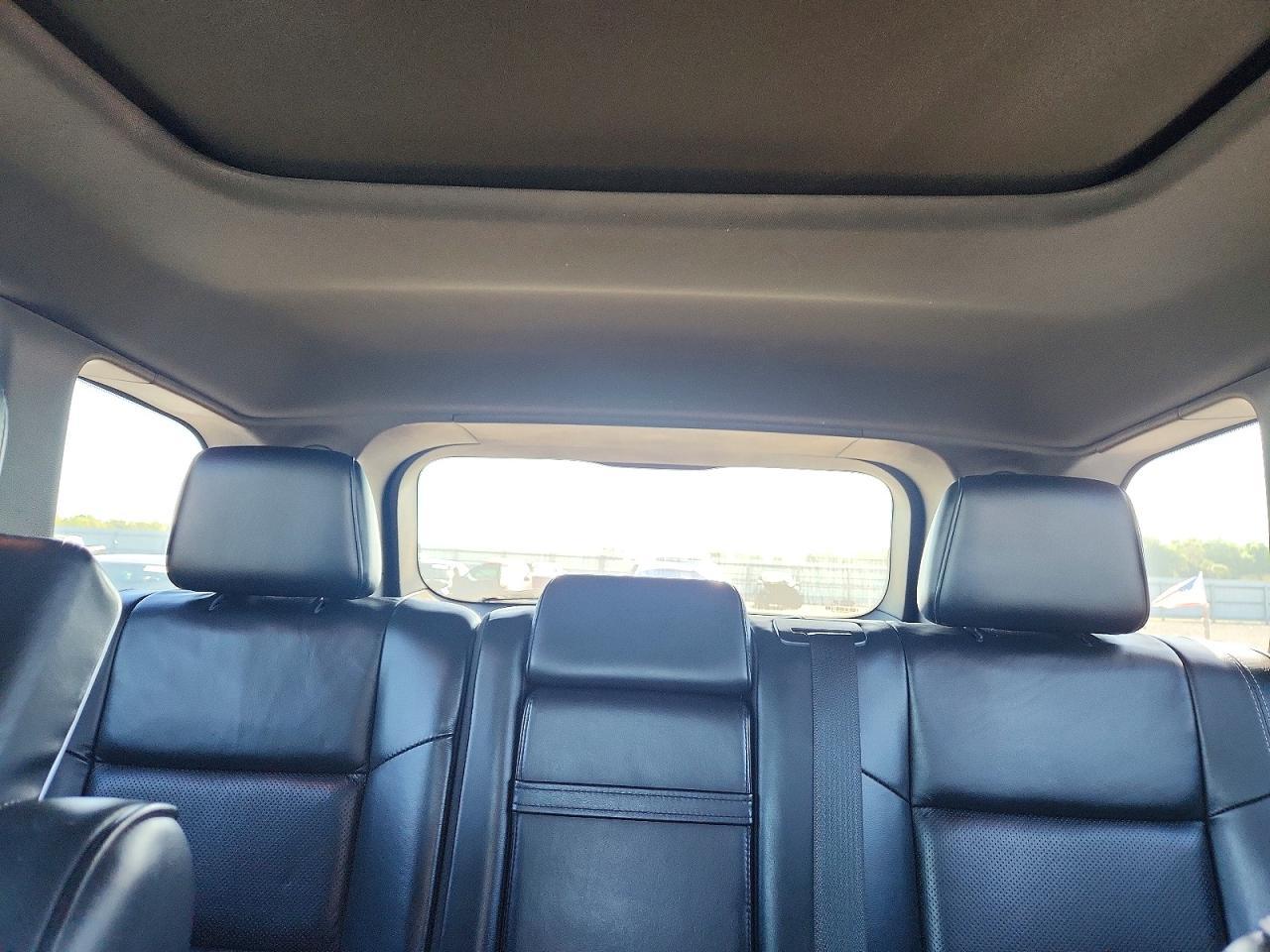 2015 Jeep Grand Cherokee Overland - zdjęcie 10