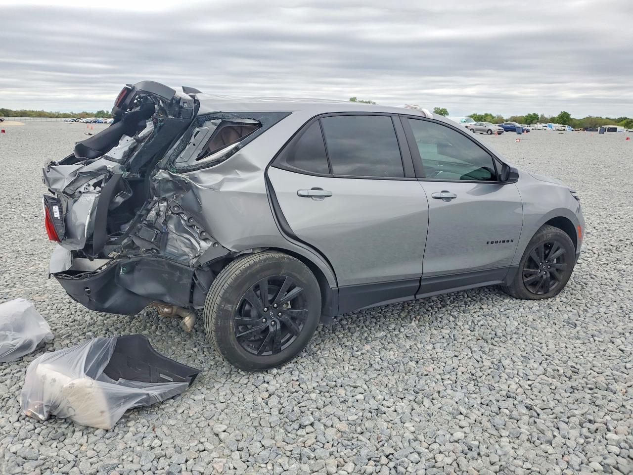 2024 Chevrolet Equinox Ls - zdjęcie 3