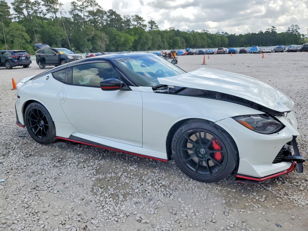 2024 Nissan Z Nismo - zdjęcie 4