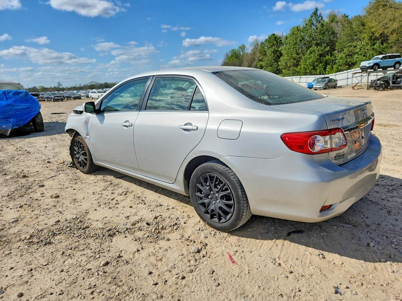 2013 Toyota Corolla Le - zdjęcie 2