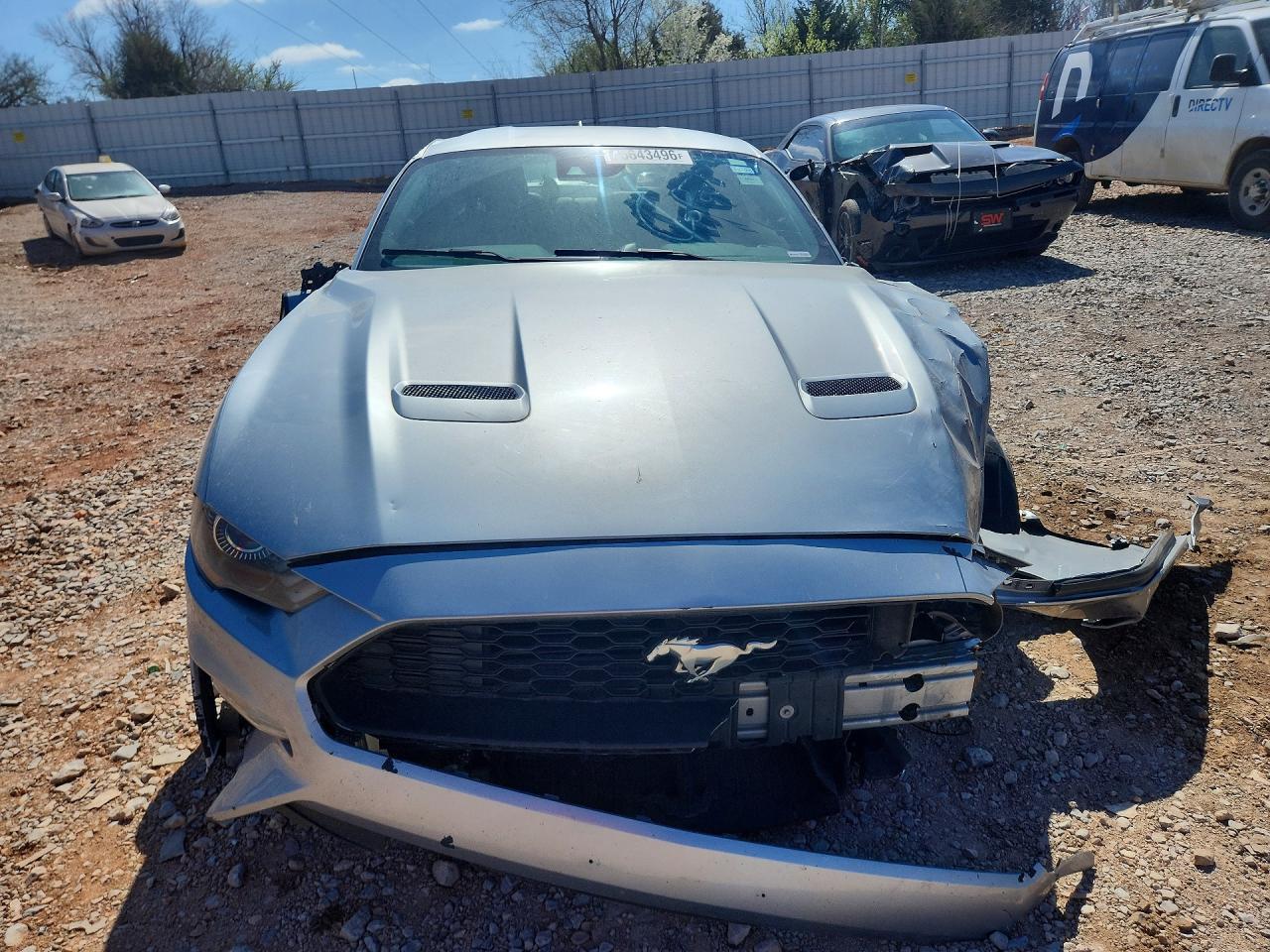 2022 Ford Mustang - zdjęcie 5