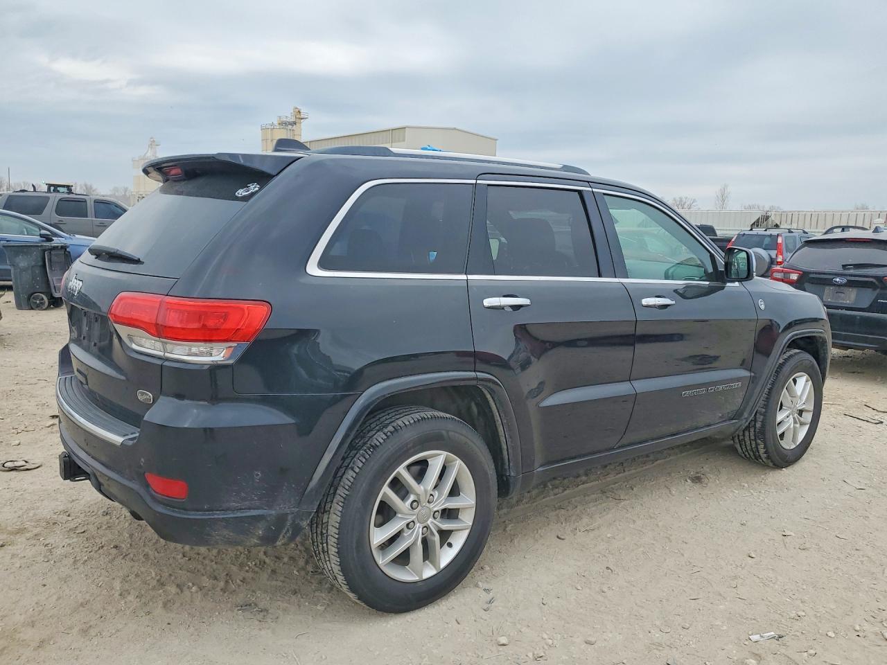2017 Jeep Grand Cherokee Overland - zdjęcie 3