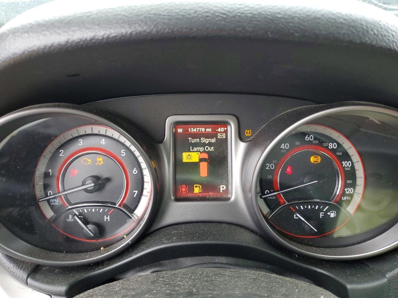2019 Dodge Journey Crossroad - zdjęcie 9