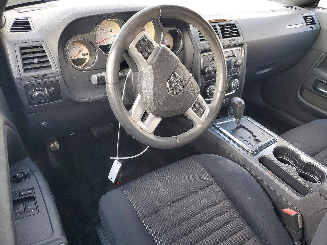 2013 Dodge Challenger Sxt - zdjęcie 8