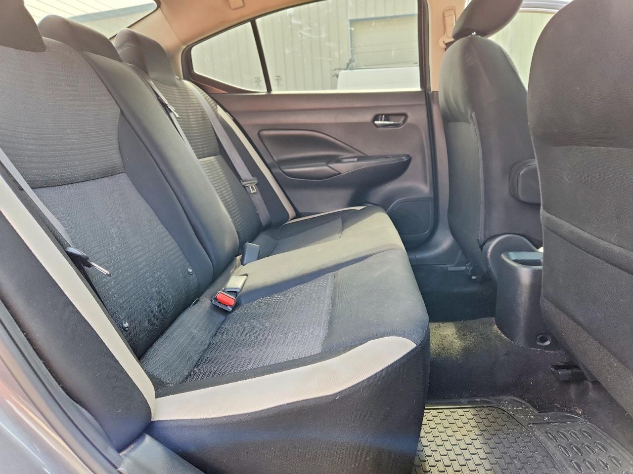 2020 Nissan Versa Sv - zdjęcie 10