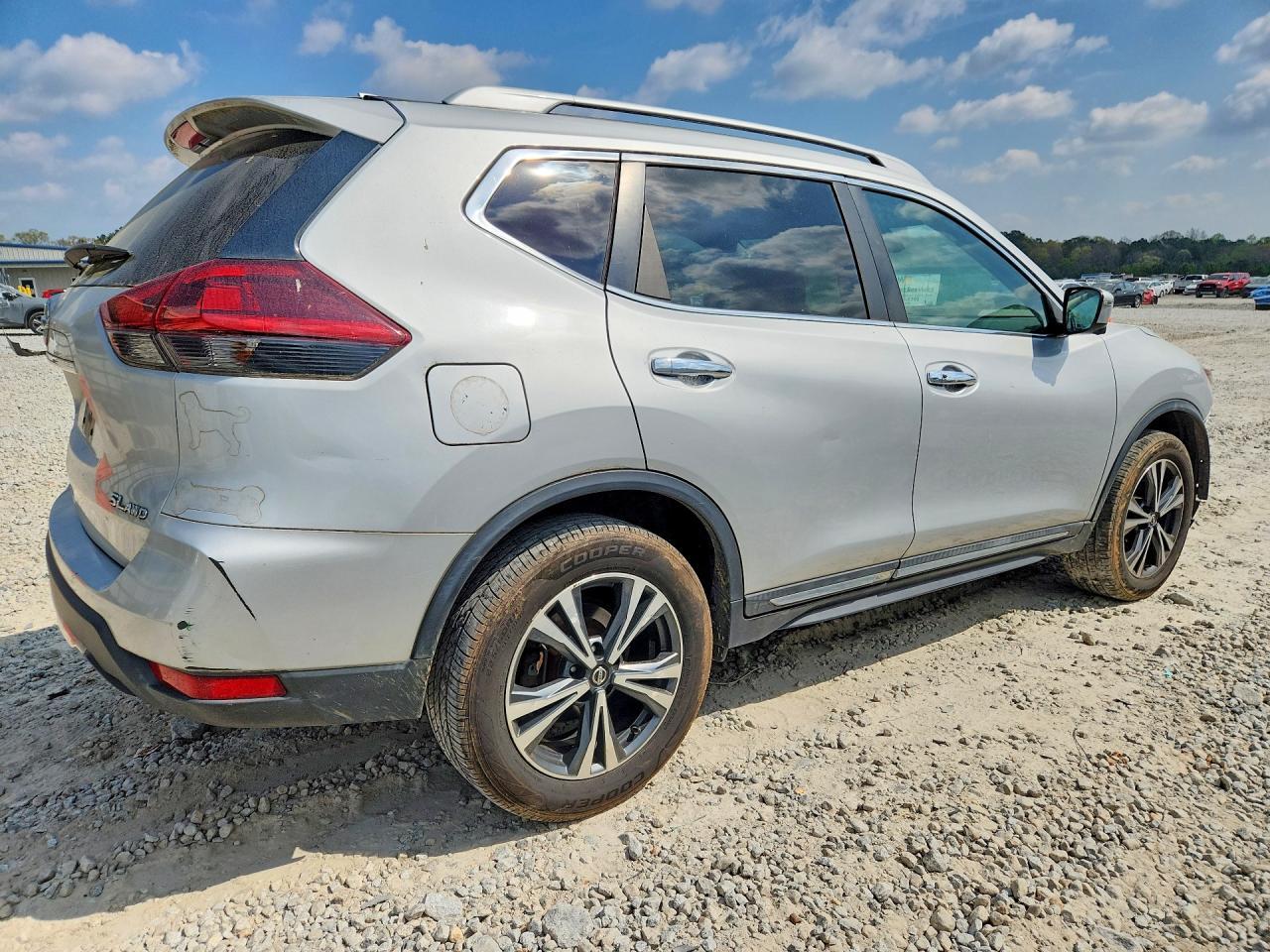 2018 Nissan Rogue Sl - zdjęcie 3
