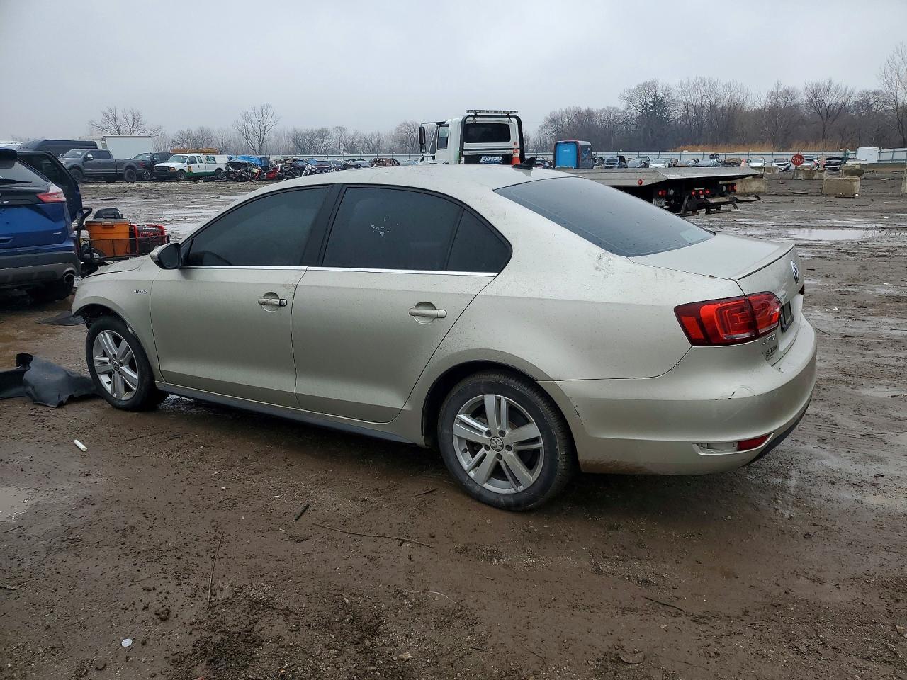2013 Volkswagen Jetta - zdjęcie 2