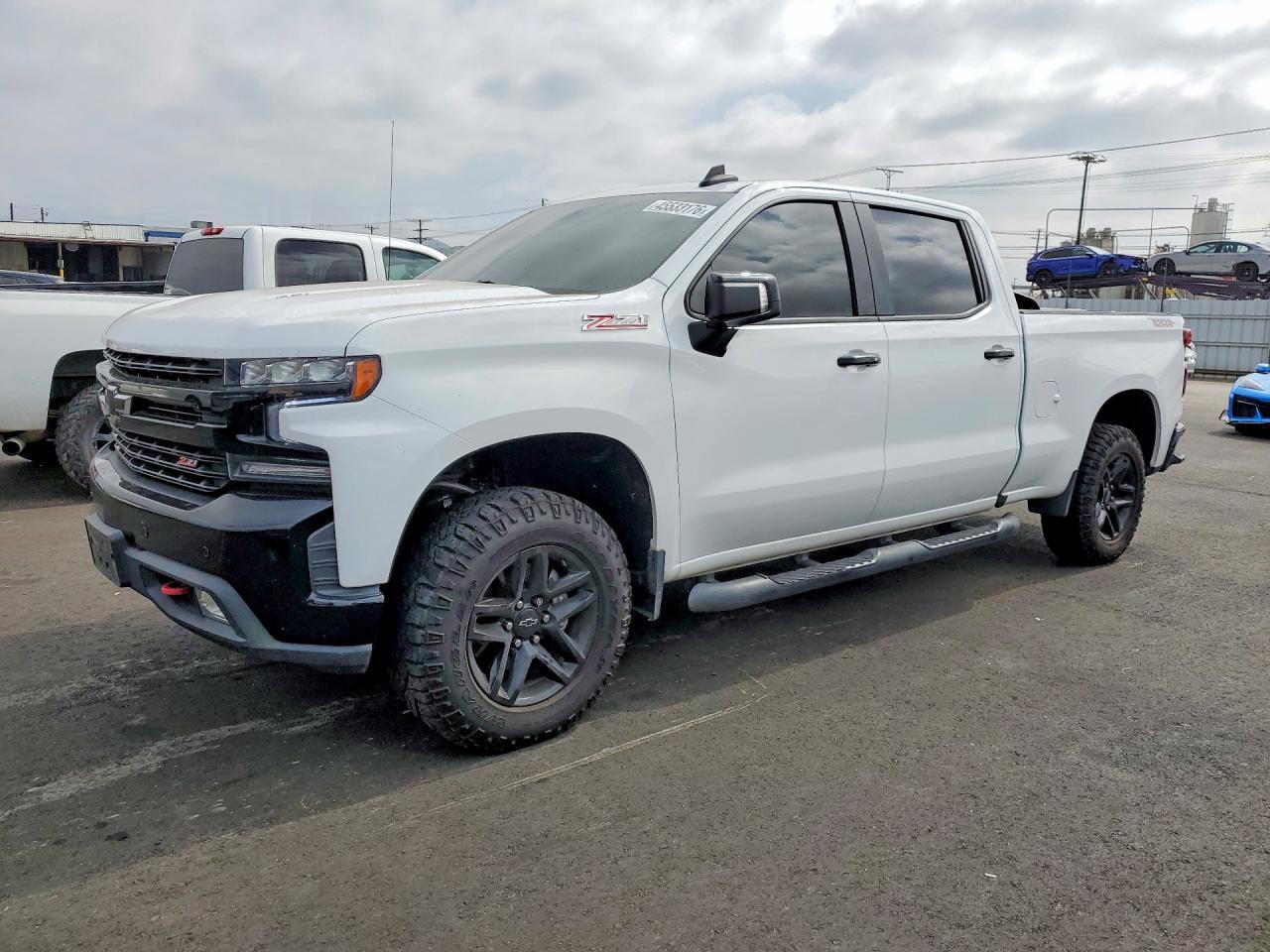 2021 Chevrolet Silverado K1500 Lt Trail Boss - zdjęcie główne