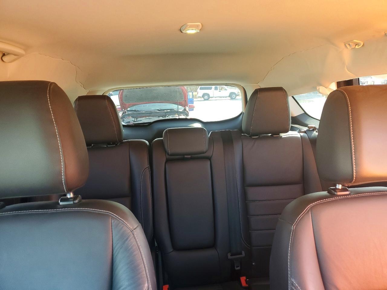 2016 Ford Escape Titanium - zdjęcie 10