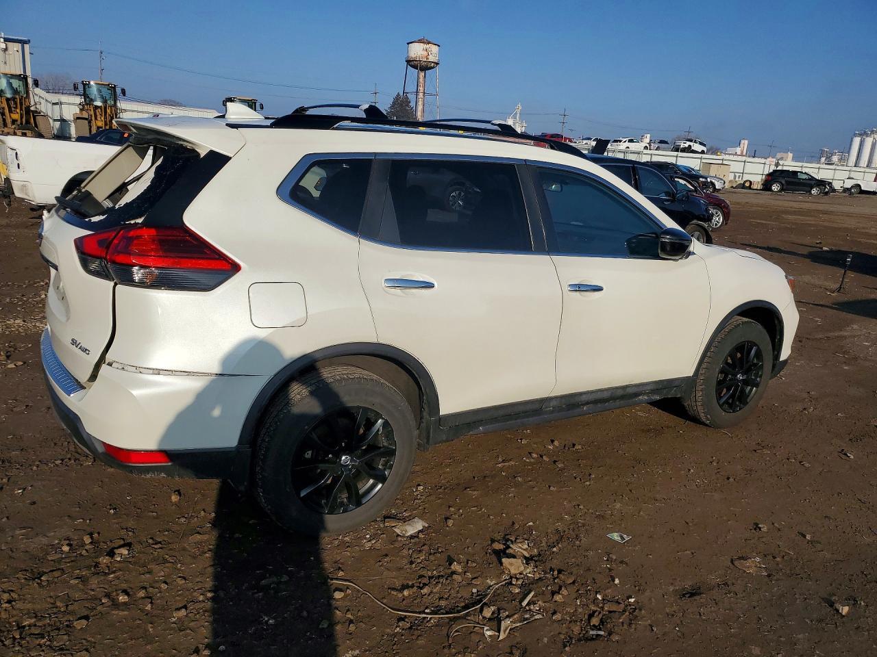 2017 Nissan Rogue Sv - zdjęcie 3