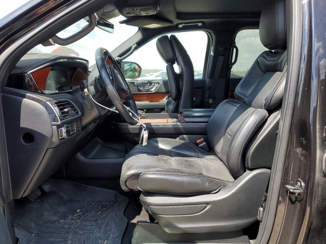 2019 Lincoln Navigator L Reserve - zdjęcie 7