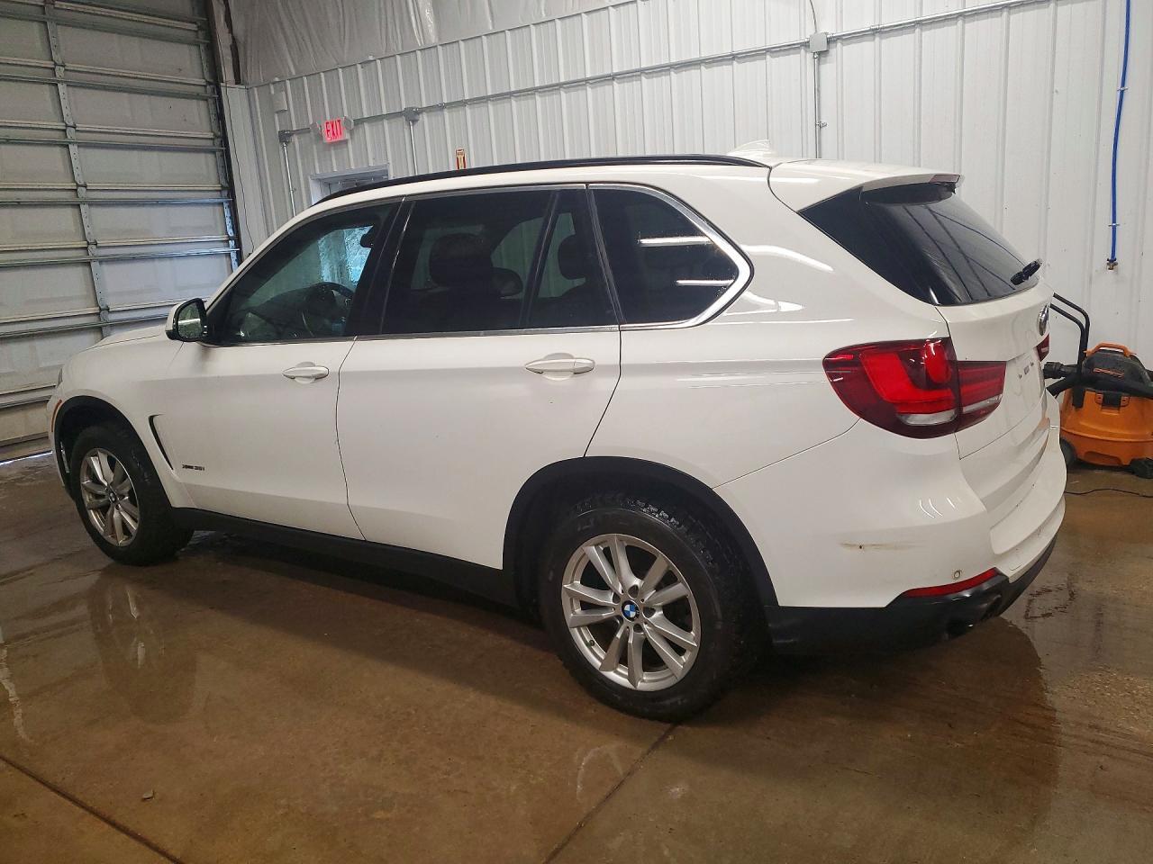 2015 BMW X5 xDrive35I - zdjęcie 2