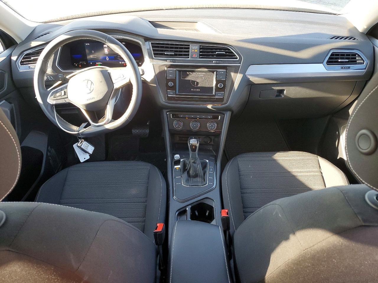 2022 Volkswagen Tiguan S - zdjęcie 8