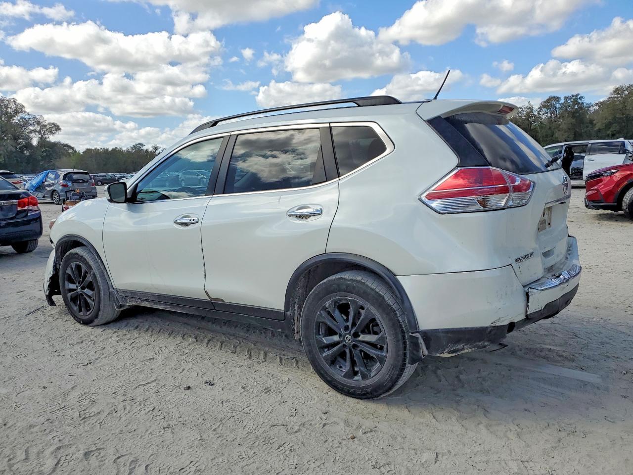 2016 Nissan Rogue Sv - zdjęcie 2