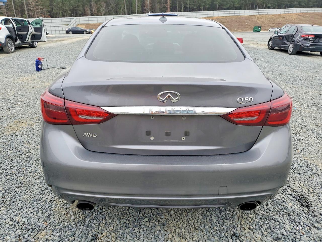 2018 Infiniti Q50 3.0T Luxe - zdjęcie 6