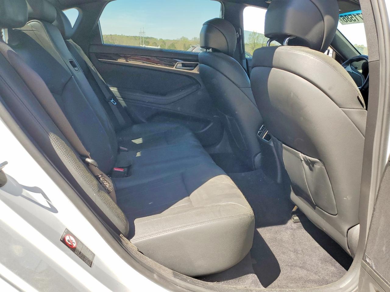 2020 Genesis G80 3.8 - zdjęcie 10
