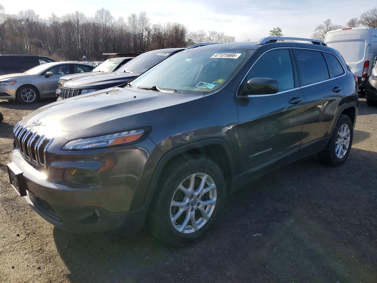 2015 Jeep Cherokee Latitude - zdjęcie główne