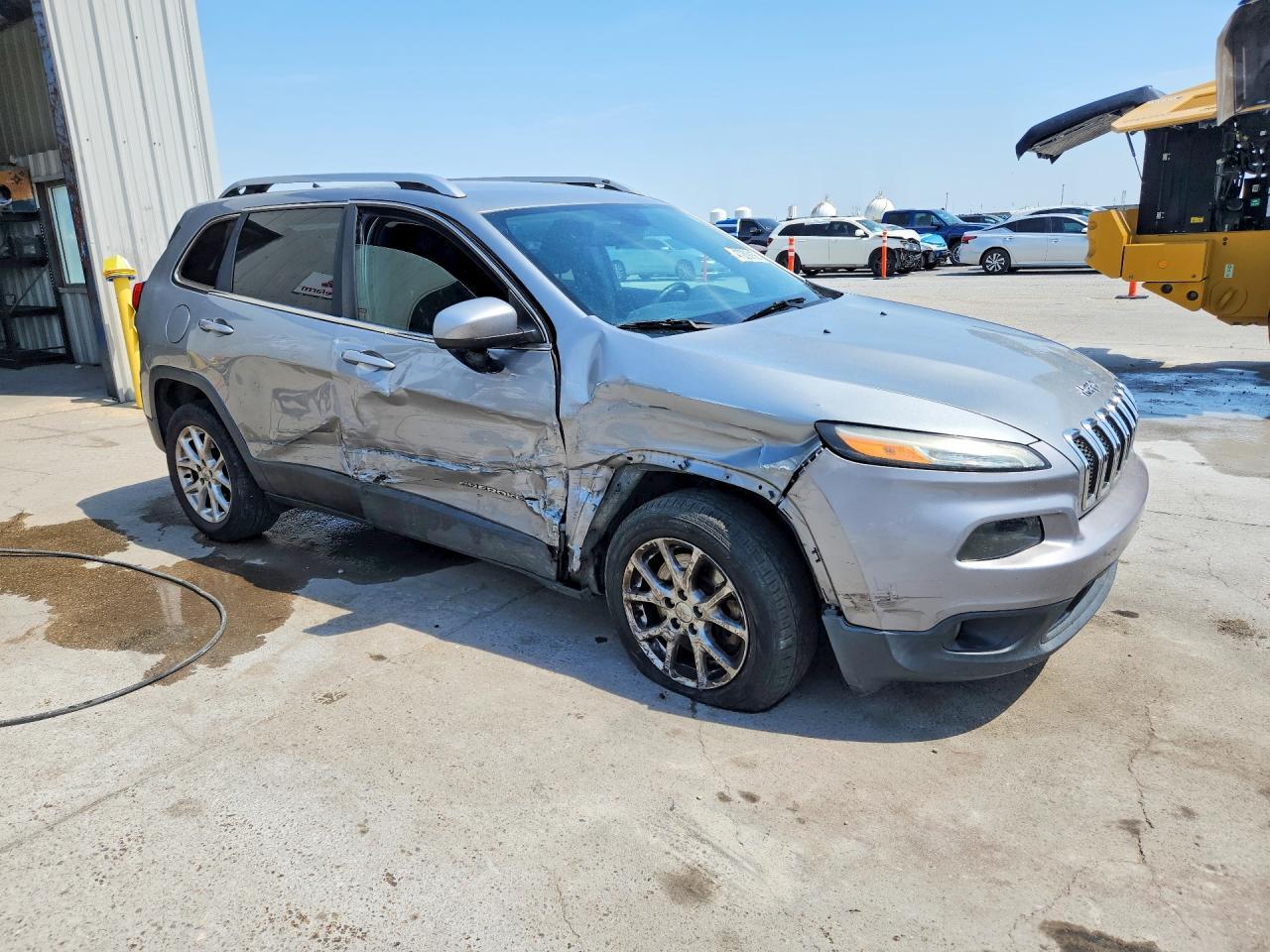 2015 Jeep Cherokee Latitude - zdjęcie 4