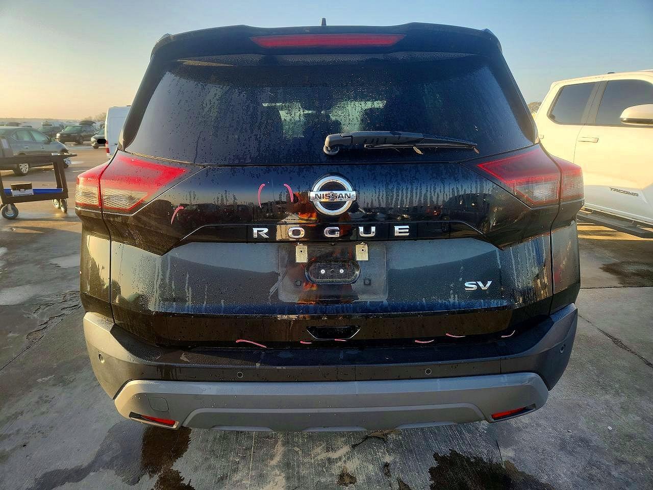 2021 Nissan Rogue Sv - zdjęcie 6