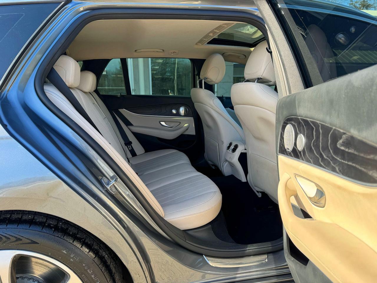 2017 Mercedes-Benz E 400 4Matic - zdjęcie 6