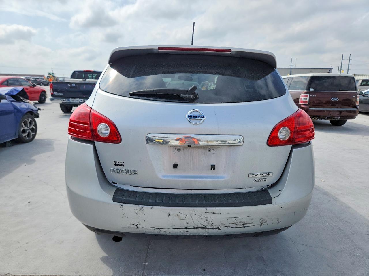 2013 Nissan Rogue S - zdjęcie 6