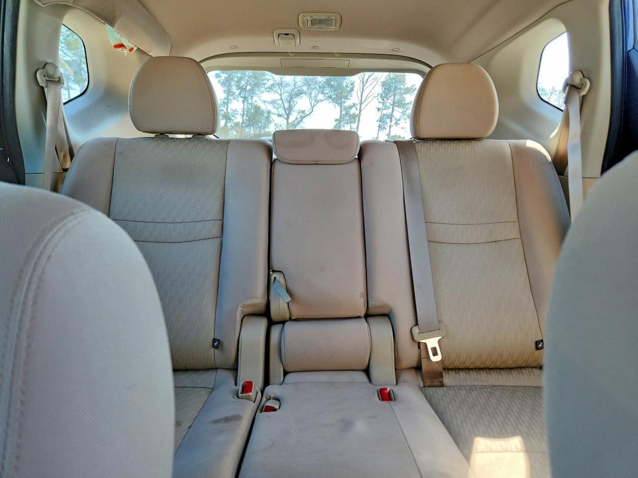 2017 Nissan Rogue S - zdjęcie 10