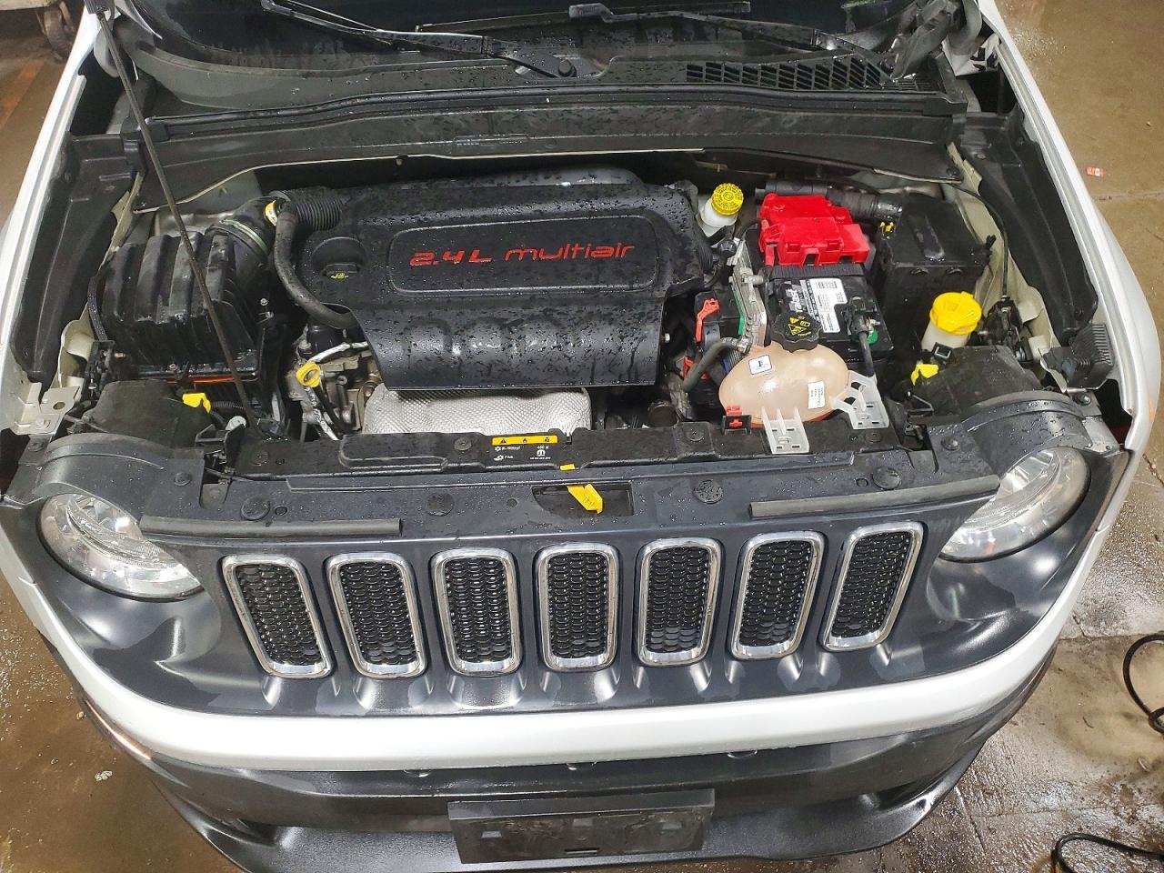 2018 Jeep Renegade Latitude - zdjęcie 11