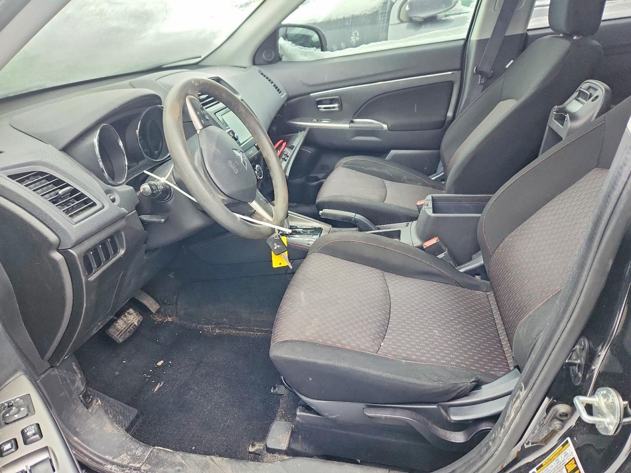 2019 Mitsubishi Outlander Sport Es - zdjęcie 7