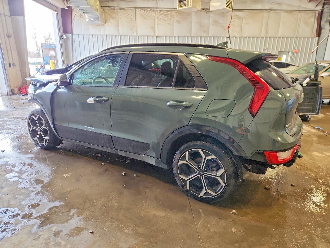 2023 Kia Niro Ex Touring - zdjęcie 2