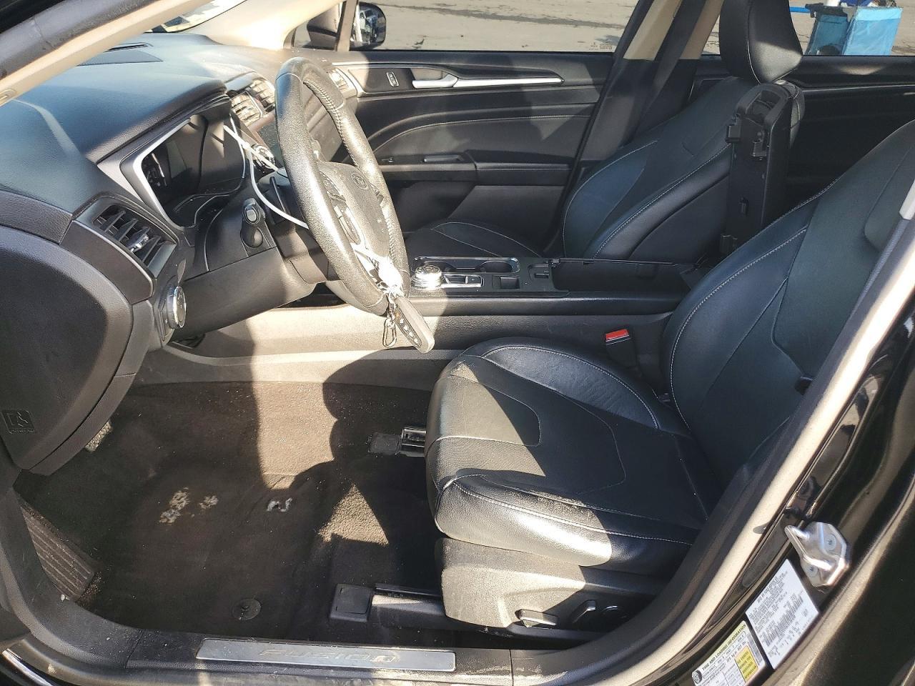 2020 Ford Fusion Titanium - zdjęcie 7