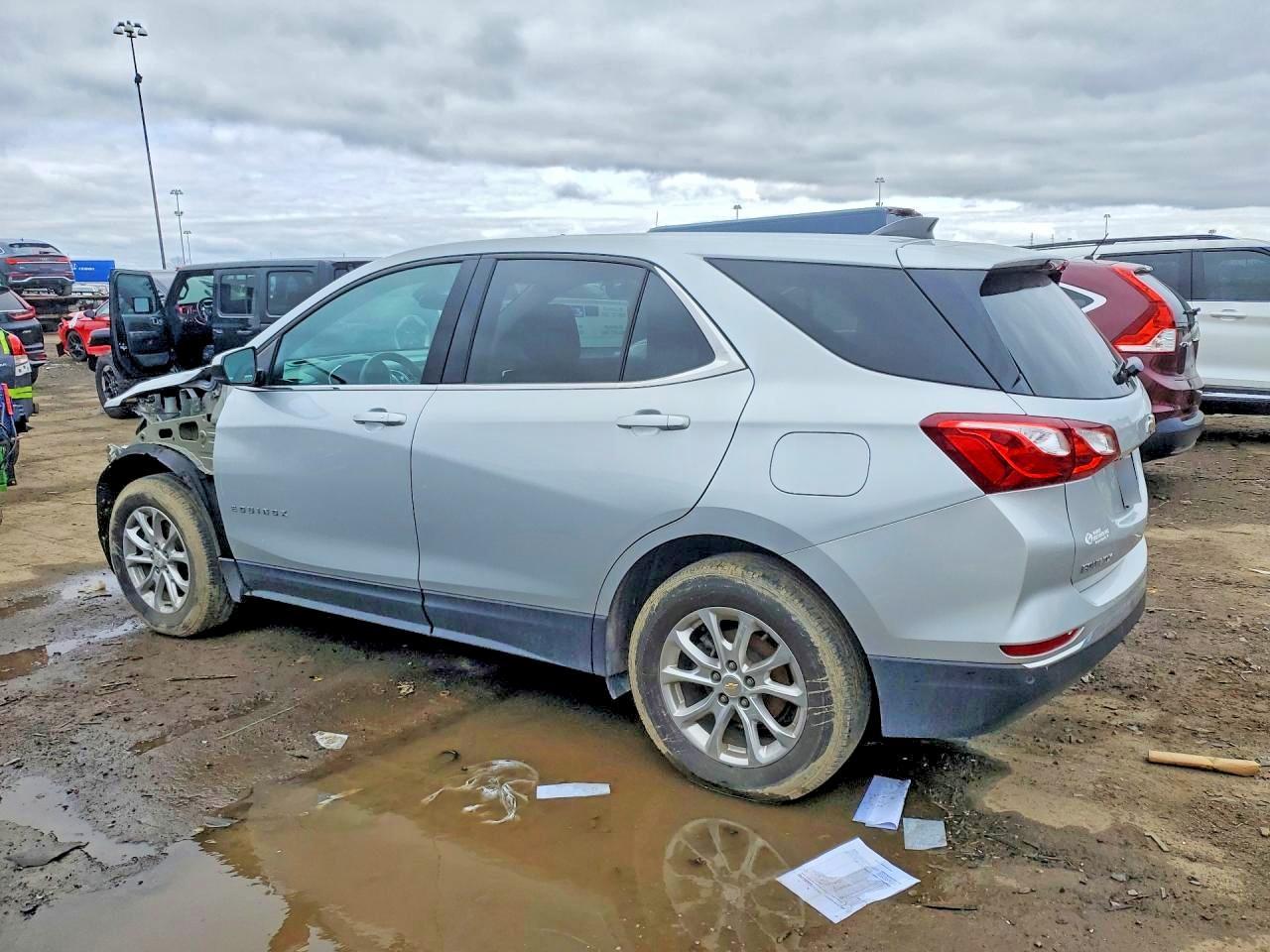 2020 Chevrolet Equinox - zdjęcie 2