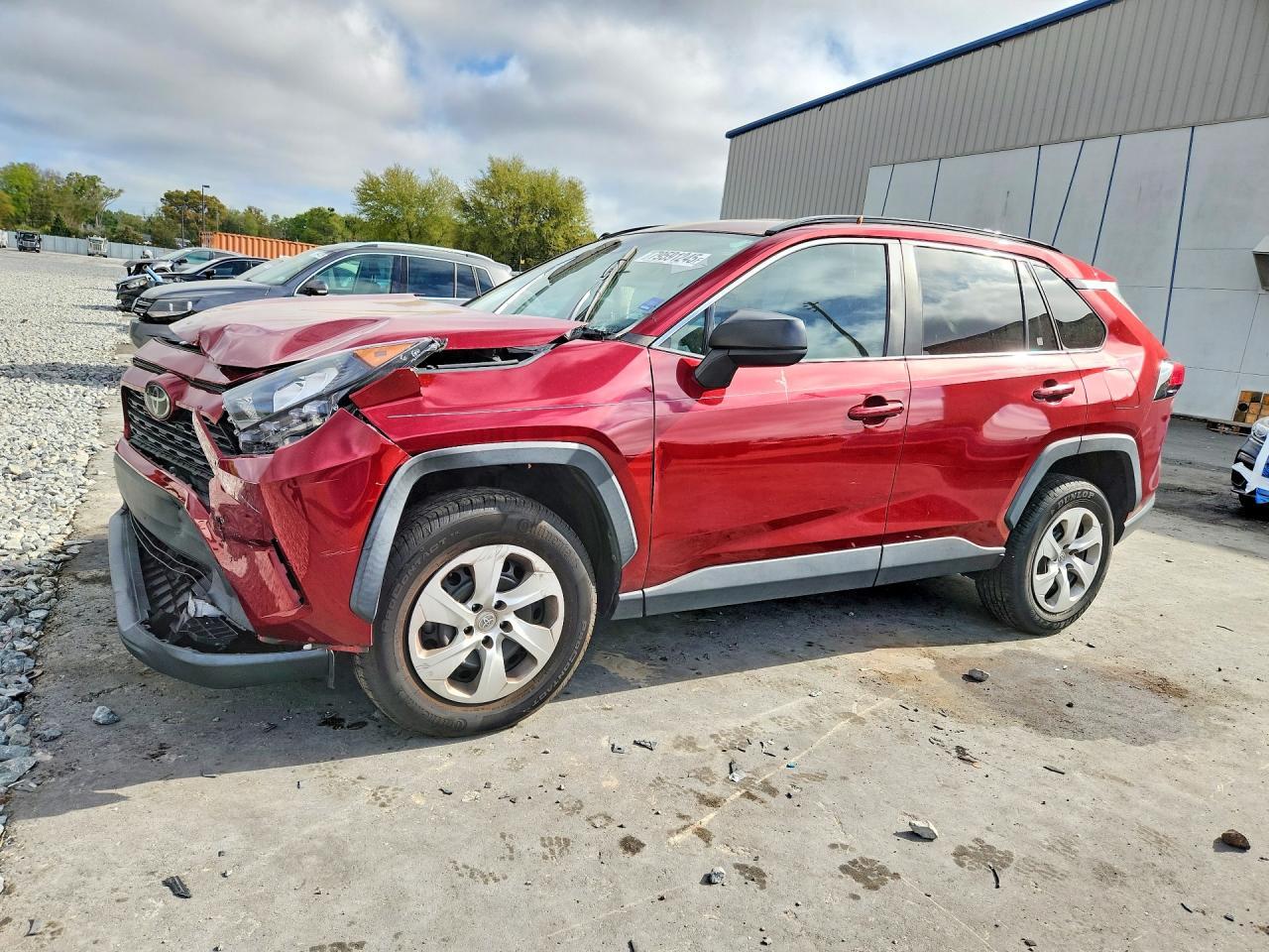 2019 Toyota Rav4 Le - zdjęcie główne